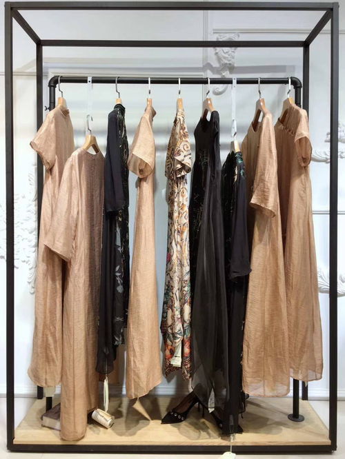 貓仙森時(shí)尚女裝 2014秋裝新款，專(zhuān)營(yíng)中老年女裝批發(fā)與天天特價(jià)